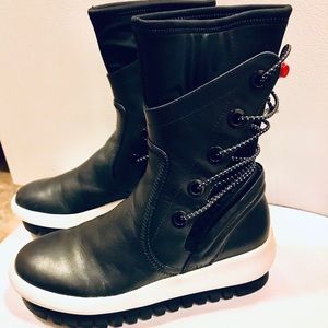 Clone leather boots Size 8